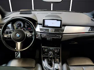 BMW 220d xDrive Active Tourer MFK 20.08.2026 M SPORT PANORAMA GLASDACH