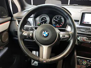 BMW 220d xDrive Active Tourer MFK 20.08.2026 M SPORT PANORAMA GLASDACH