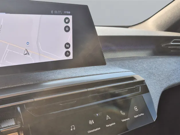 PEUGEOT 3008 e-Launch Edition AWD