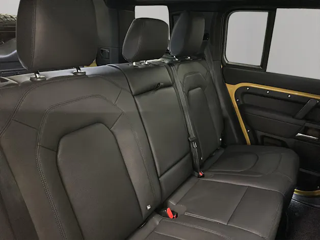Land Rover Defender 110 3.0 D I6 350 Trophy Edition Yellow