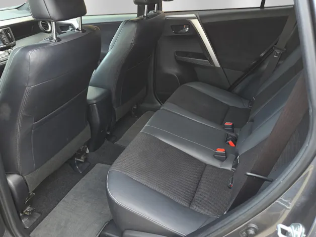Toyota RAV4 2.0i VMa Style