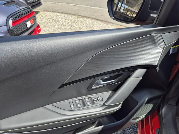 Peugeot 208 e-GT 50 kWh