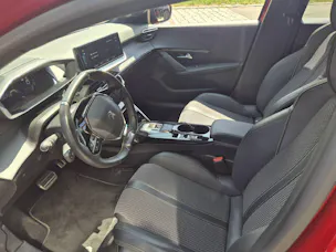 PEUGEOT 208 e-GT 50 kWh