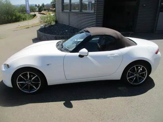 Mazda MX-5 2.0 Kazari