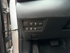 https://vehicle.imgix.net/4424375/1674d4dc-0a99-4b32-a76e-778c6cbf63aa.jpg