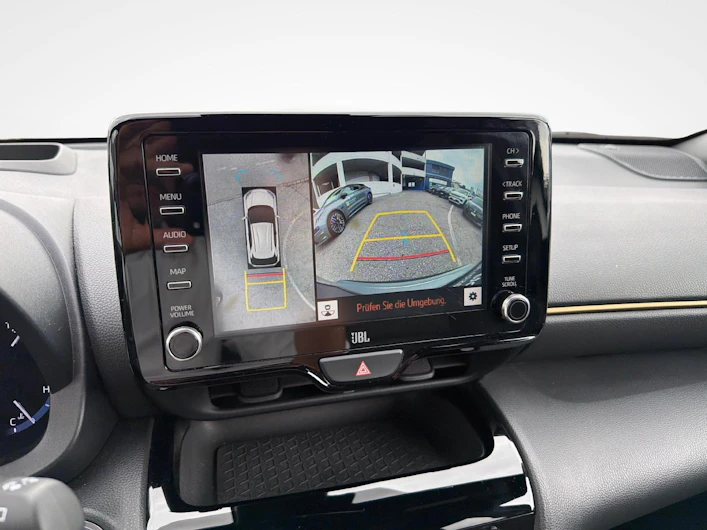 Fahrzeugbild TOYOTA YARIS CROSS
