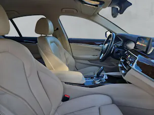 BMW 520d Sport Line xDrive G30 (CH)