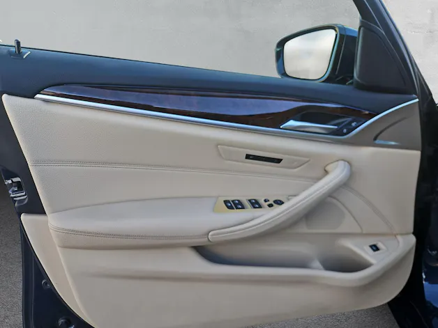 BMW 520d Sport Line xDrive G30 (CH)