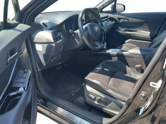 Toyota C-HR 2.0 VVTi HSD Move