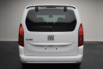 https://vehicle.imgix.net/4424462/0738a097-e21f-470e-b273-aabb9728e180.jpg