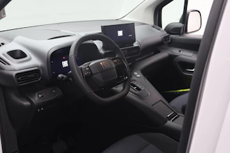 https://vehicle.imgix.net/4424462/efb8725d-cf10-49a1-8f93-63431cba5f14.JPG