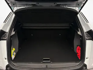 PEUGEOT 2008 e-GT
