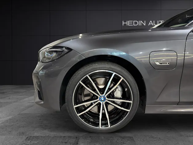 BMW 330e xDrive SAG Touring MFK 31.08.2026