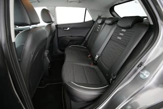 https://vehicle.imgix.net/4424525/15af0e79-1ad8-4e36-9aec-b12629fb8927.jpg