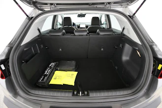 https://vehicle.imgix.net/4424525/534a83ce-6437-4725-92e4-b4ef9416174c.jpg