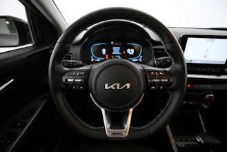 https://vehicle.imgix.net/4424525/cf7ab08b-a59f-4b14-b9c7-7c808ddb4b3a.jpg