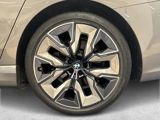 BMW i7 xDrive60