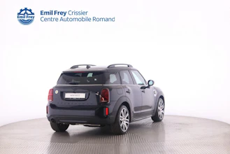 https://vehicle.imgix.net/4424571/9bac82d2-59ab-4cea-9217-7c740f3f38a6.jpg