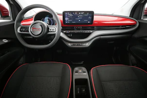 Fahrzeugbild FIAT 500 Red
