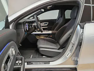 MERCEDES-BENZ CLA 220 4Matic AMG Line