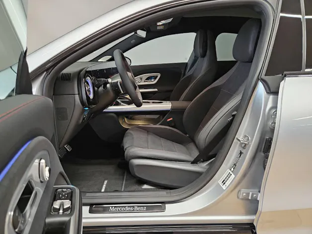 MERCEDES-BENZ CLA 220 4Matic AMG Line