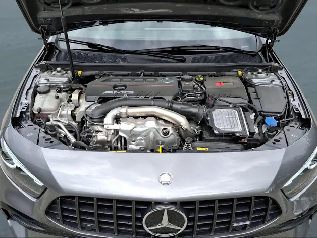 Mercedes-Benz A 250 AMG Line 4m