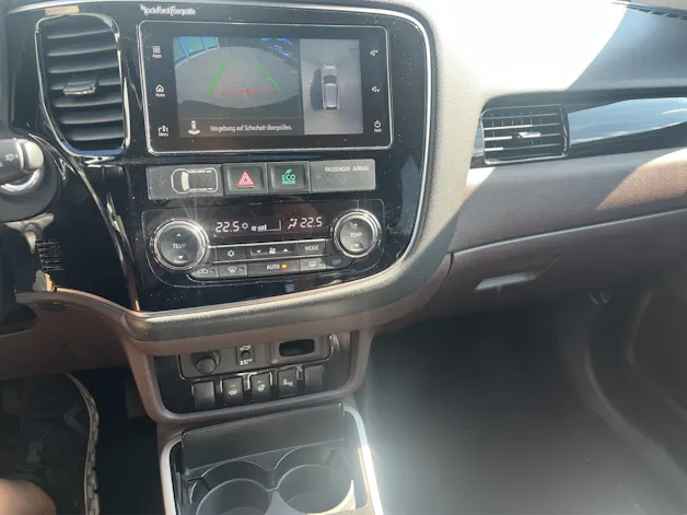 Mitsubishi Outlander 2.0 PHEV Diamond Anniversary