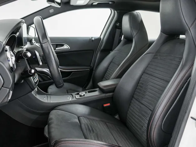 Mercedes-Benz GLA 250 4MATIC