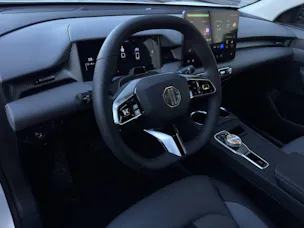 MG S5 EV 64 kWh Luxury