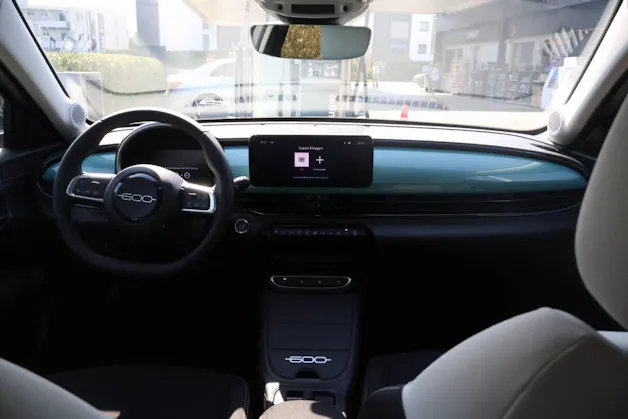 Fiat 600 1.2 Hybrid Swiss Edition