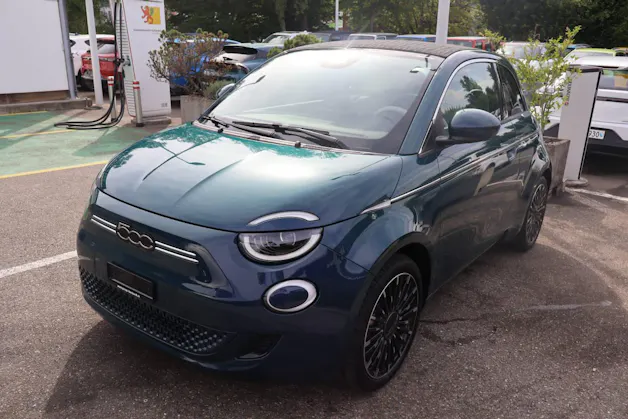 Fiat 500 Cabrio La Prima