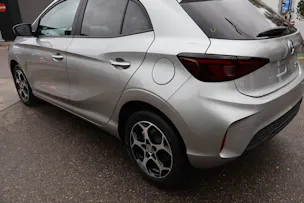 MG 3 1.5 Hybrid Luxury