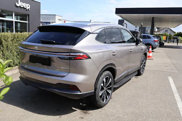 MG HS 1.5 PHEV Luxury