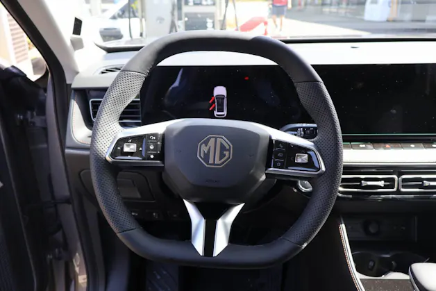 MG HS 1.5 PHEV Luxury