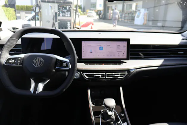 MG HS 1.5 PHEV Luxury