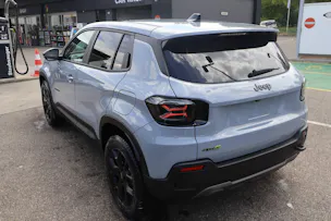 Jeep Avenger 1.2 MHEV Overland 4xe
