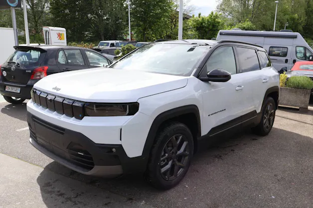 Jeep Compass 1.2 MHEV First Edition