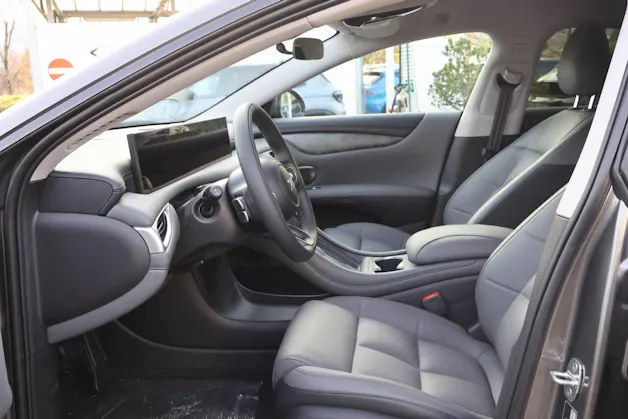 MG IM5 100 kWh Performance 4WD