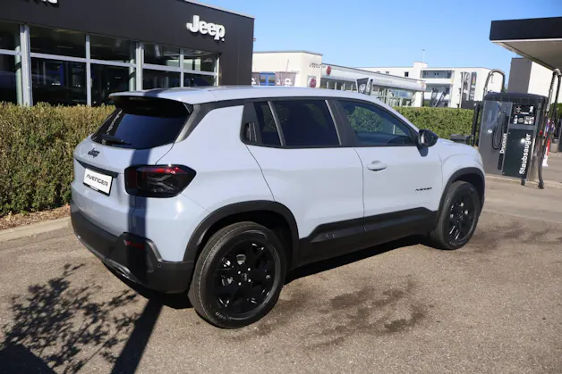 Jeep Avenger 1.2 MHEV Black Edition