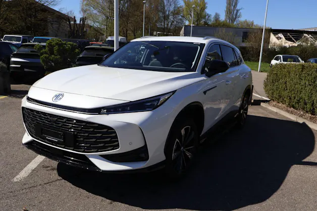 MG HS 1.5 PHEV Luxury