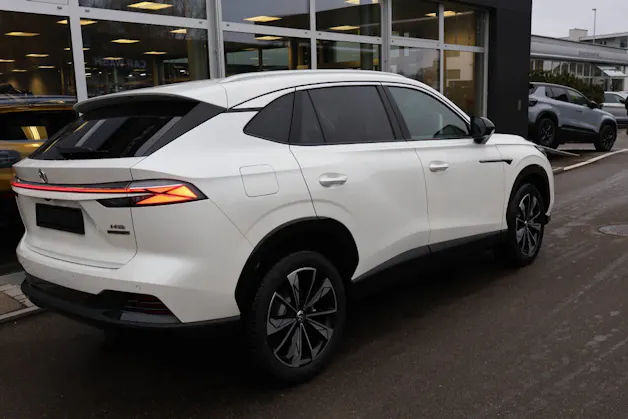 MG HS 1.5 Hybrid Luxury