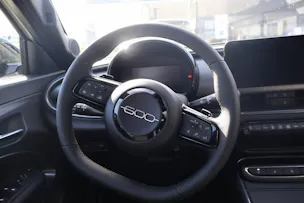 FIAT 600 1.2 Hybrid 145 Sport