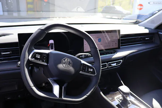 MG HS 1.5 PHEV Luxury