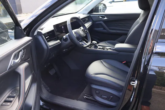MG HS 1.5 Hybrid Luxury