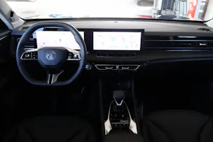 MG HS 1.5 Hybrid Luxury