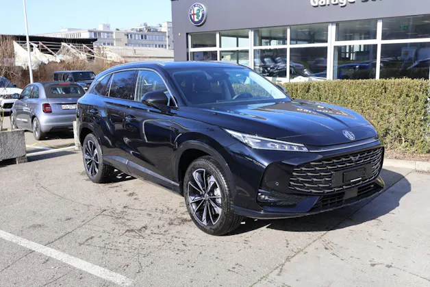 MG HS 1.5 Hybrid Luxury