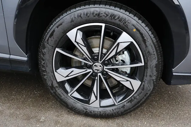 MG HS 1.5 Hybrid Luxury