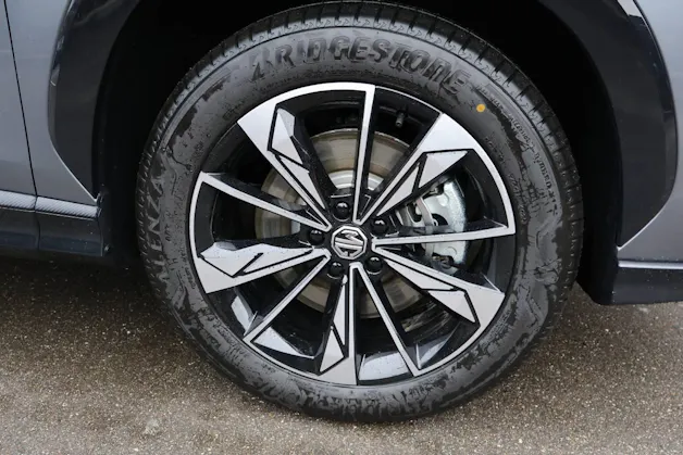 MG HS 1.5 Hybrid Luxury