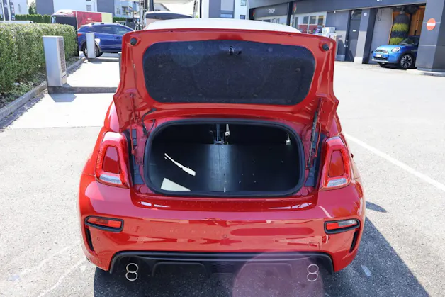 Fiat 695 Abarth 1.4 T-Jet 180 Turismo