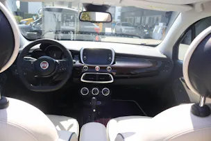 FIAT 500 X 1.5 Hybrid Dolcevita Yacht Club Capri